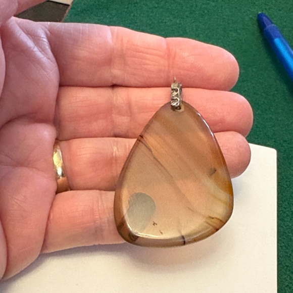Vintage Triangular Carnelian Agate Pendant With Silver Plated Bail Bonus: Ribbon - Picture 6 of 9